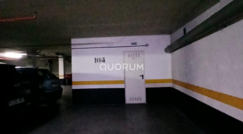 Ático de 4 Habitaciones con Garaje y Trastero