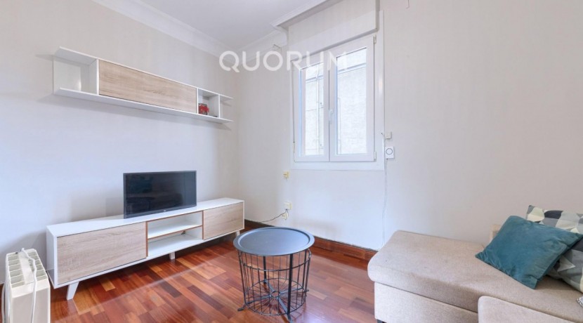 DOS HABITACIONES PARA ENTRAR A VIVIR CON OPCIÓN DE GARAJE CERCANO