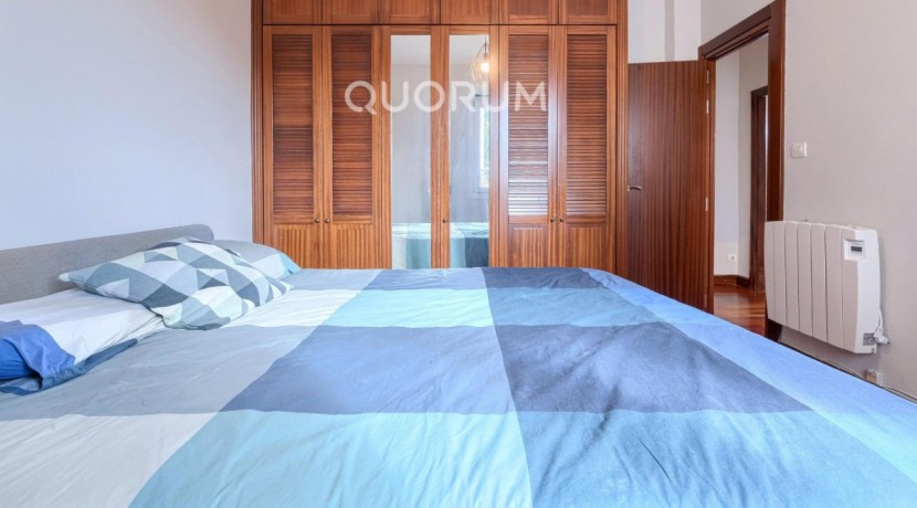 DOS HABITACIONES PARA ENTRAR A VIVIR CON OPCIÓN DE GARAJE CERCANO