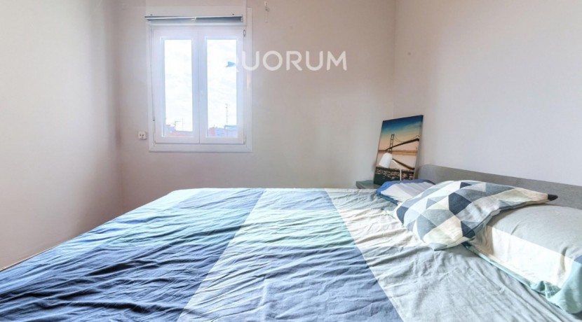 DOS HABITACIONES PARA ENTRAR A VIVIR CON OPCIÓN DE GARAJE CERCANO