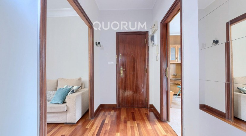 DOS HABITACIONES PARA ENTRAR A VIVIR CON OPCIÓN DE GARAJE CERCANO