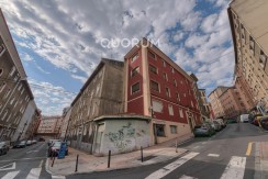 DOS HABITACIONES PARA ENTRAR A VIVIR CON OPCIÓN DE GARAJE CERCANO