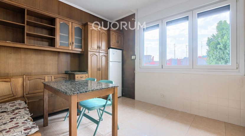 DOS HABITACIONES PARA ENTRAR A VIVIR CON OPCIÓN DE GARAJE CERCANO