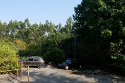 Espectacular Casa Independiente en las faldas de Ganekogorta con 6 Dorm., 2 salones, 2 cocinas, 4 baños completos, trastero, balcón, terraza y amplio garaje para dos vehículos