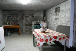Espectacular Casa Independiente en las faldas de Ganekogorta con 6 Dorm., 2 salones, 2 cocinas, 4 baños completos, trastero, balcón, terraza y amplio garaje para dos vehículos