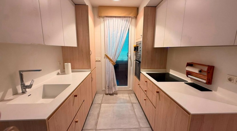 ESPECTACULAR VIVIENDA EN SOPELANA