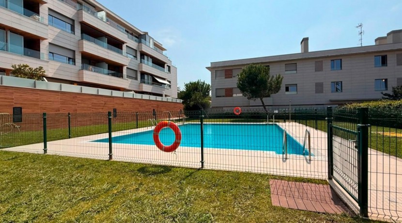 ESPECTACULAR VIVIENDA EN SOPELANA