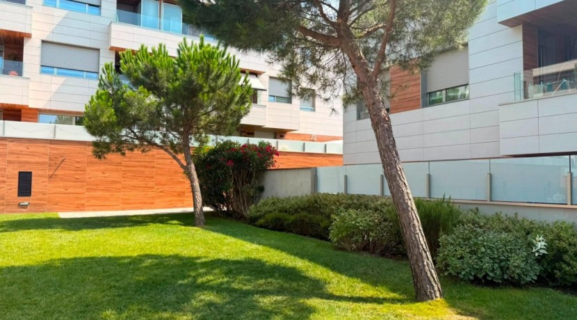 ESPECTACULAR VIVIENDA EN SOPELANA