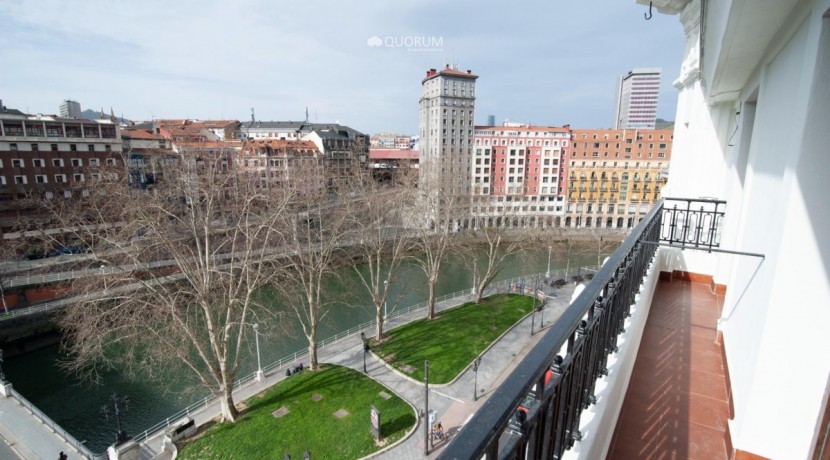 Exclusivo Loft Contemporáneo Junto Al Teatro Arriaga
