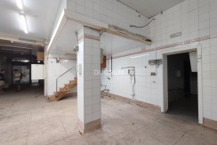 Local Comercial con Salida de Humos junto a la Alhondiga