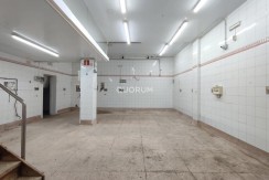 Local Comercial con Salida de Humos junto a la Alhondiga