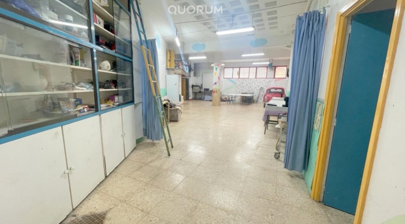 Local Comercial Próximo Al Colegio Maristas