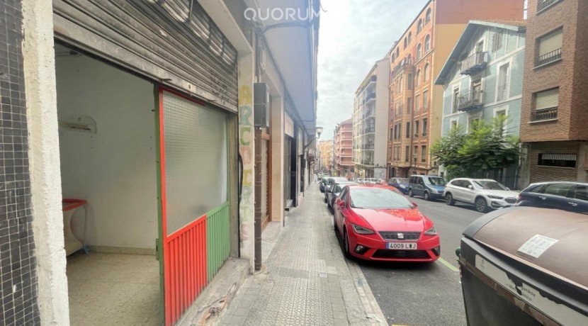 Local Comercial Próximo Al Colegio Maristas