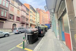 Local Comercial Próximo Al Colegio Maristas