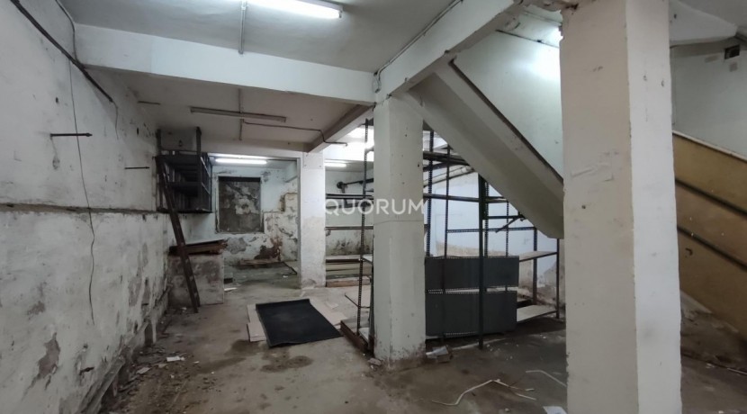 Local en venta junto a la Alhóndiga