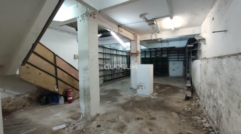 Local en venta junto a la Alhóndiga