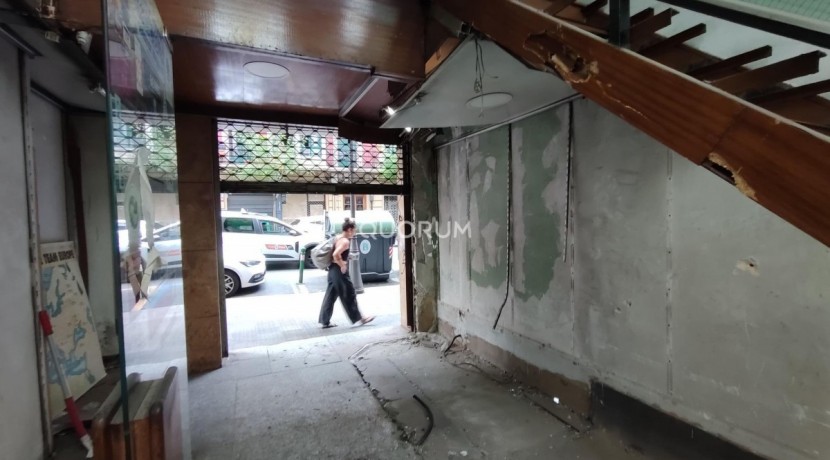 Local en venta junto a la Alhóndiga