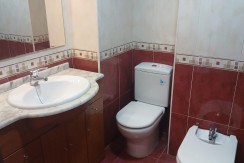 Pisazo Con Ascensor A Cota 0 De 3 Habitaciones, Garaje Y Trastero En Usansolo