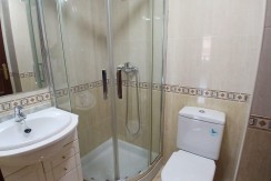 Pisazo Con Ascensor A Cota 0 De 3 Habitaciones, Garaje Y Trastero En Usansolo