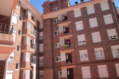 Pisazo Con Ascensor A Cota 0 De 3 Habitaciones, Garaje Y Trastero En Usansolo