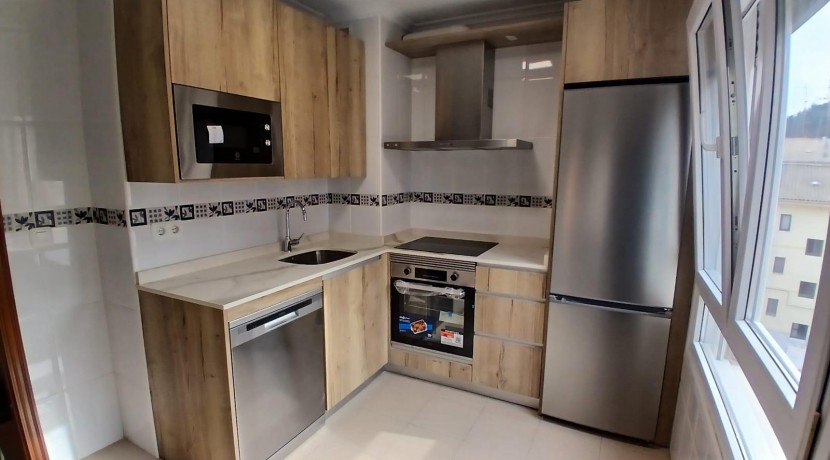 Pisazo Con Ascensor A Cota 0 De 3 Habitaciones, Garaje Y Trastero En Usansolo