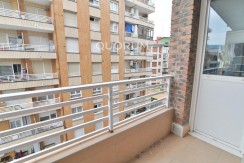 Pisazo Con Ascensor Cota 0 De 3 Habitaciones Y 2 Balcones En El Centro
