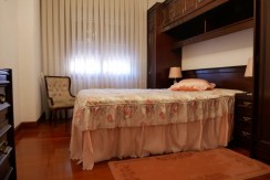 Piso Amplio De 3 Dorm. Con Ascensor Cota Cero y Balcón Con Fachada Ventilada En Zona Burros
