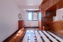 Piso Amplio y Luminoso De 3 Dormitorios con Ascensor Cota 0, Trastero Incluido y Parcela de Garaje Opcional En Zona Burros