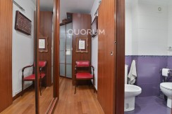 Piso Con Ascensor A Cota 0 De 3 Habitaciones, Balcón Y Camarote