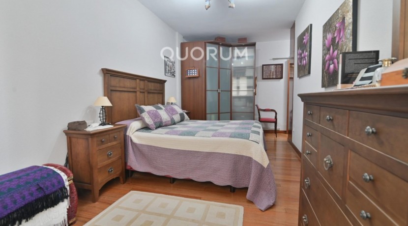 Piso Con Ascensor A Cota 0 De 3 Habitaciones, Balcón Y Camarote