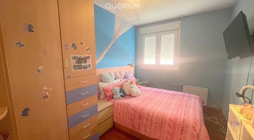 Piso de 3 Habitaciones Y 2 Baños Con Garaje Y Trastero En Otxarkoaga