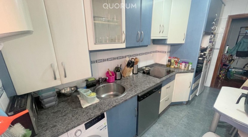 Piso de 3 Habitaciones Y 2 Baños Con Garaje Y Trastero En Otxarkoaga