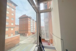 Piso de 3 Habitaciones Y 2 Baños Con Garaje Y Trastero En Otxarkoaga