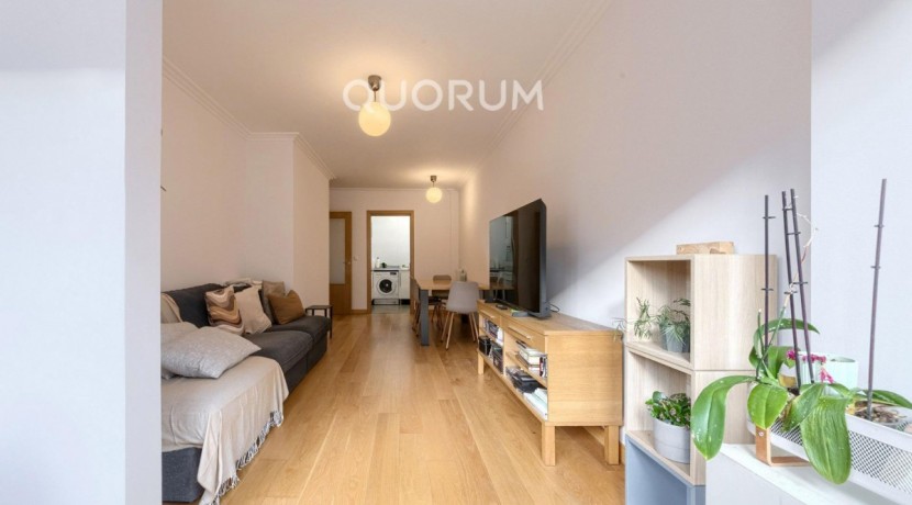 Precioso Piso Seminuevo De 1 Dormitorio Con Ascensor Cota Cero y Garaje y Trastero Incluido En Zona Miribilla