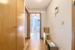 Precioso Piso Seminuevo De 1 Dormitorio Con Ascensor Cota Cero y Garaje y Trastero Incluido En Zona Miribilla