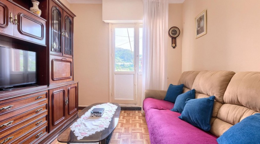 QUORUM VENDE EN EXCLUSIVA: Piso de 3 habitaciones en San Fuentes.