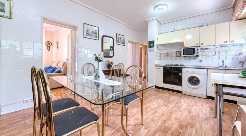 QUORUM VENDE EN EXCLUSIVA: Piso de 3 habitaciones en San Fuentes.