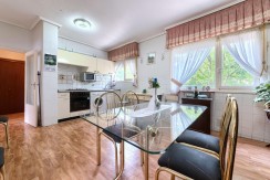 QUORUM VENDE EN EXCLUSIVA: Piso de 3 habitaciones en San Fuentes.