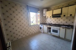 Se Vende Piso De 2 Habitaciones Y Un Baño Muy Centrico En Portugalete Con Provision De Ascensor