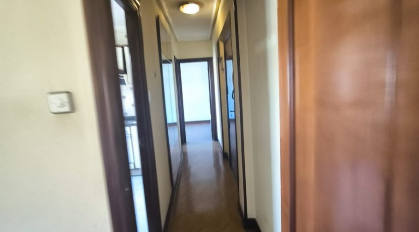 Se Vende Piso De 2 Habitaciones Y Un Baño Muy Centrico En Portugalete Con Provision De Ascensor