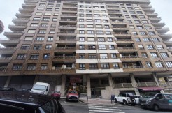 Se Vende Piso En Peñota De 3 Habitaciones Y 2 Baños Con Parcela De Garaje