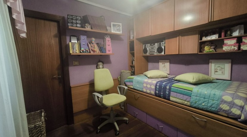 Se Vende Piso En Peñota De 3 Habitaciones Y 2 Baños Con Parcela De Garaje