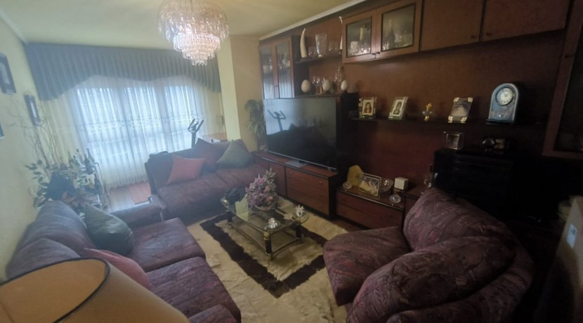Se Vende Piso En Peñota De 3 Habitaciones Y 2 Baños Con Parcela De Garaje