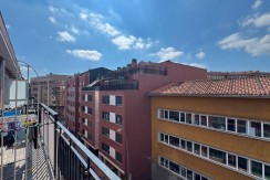 TRES HABITACIONES CON TERRAZA EN EL CENTRO DE BARAKALDO