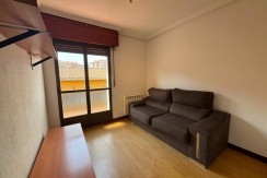 TRES HABITACIONES CON TERRAZA EN EL CENTRO DE BARAKALDO