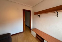 TRES HABITACIONES CON TERRAZA EN EL CENTRO DE BARAKALDO