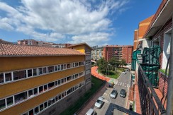 TRES HABITACIONES CON TERRAZA EN EL CENTRO DE BARAKALDO