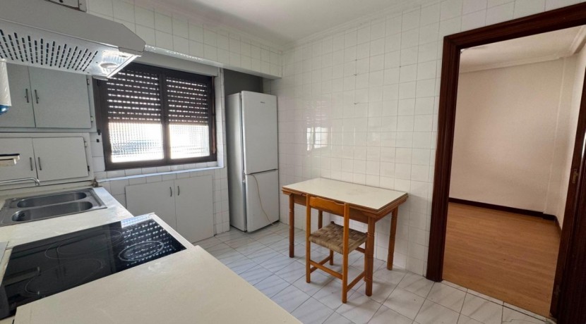TRES HABITACIONES CON TERRAZA EN EL CENTRO DE BARAKALDO
