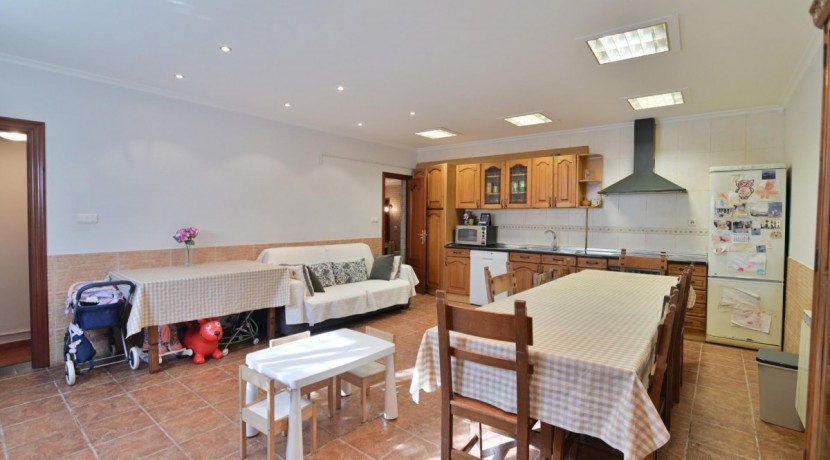 Adosado De 3 Habitaciones Y Jardín En Olabarrieta
