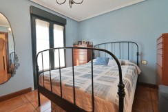 Adosado De 3 Habitaciones Y Jardín En Olabarrieta